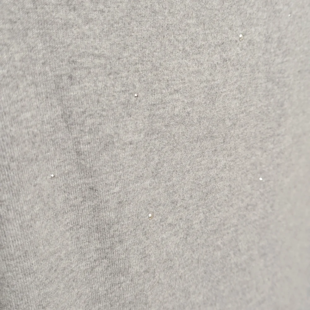 NWT Soft Gray Sweatshirt Top w/ Slight off the Shoulder Neckline - Long Sleeve - Picture 10 of 11